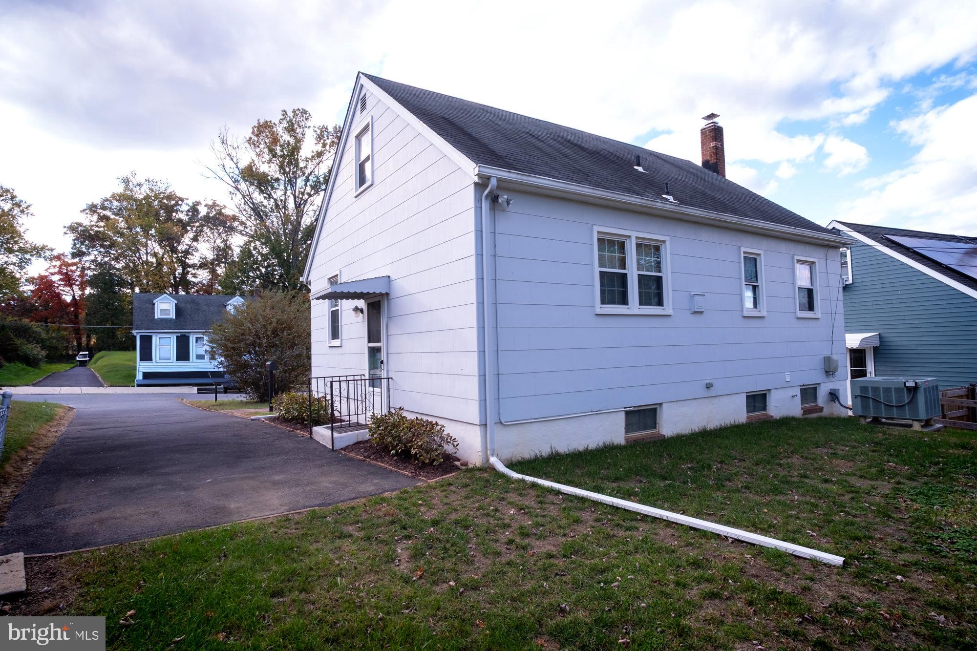 OAKLAND TERRACE - Residential