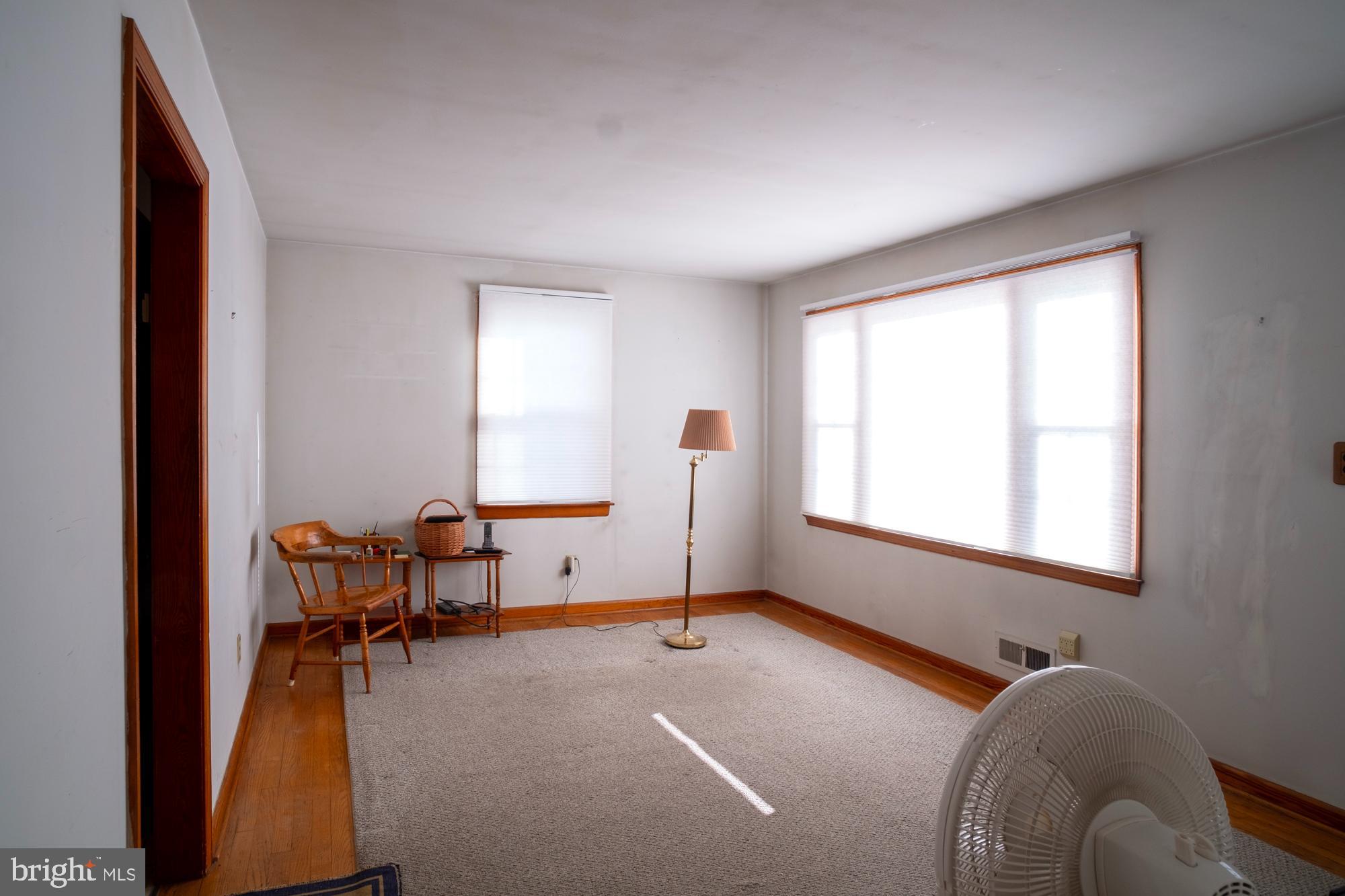 OAKLAND TERRACE - Residential