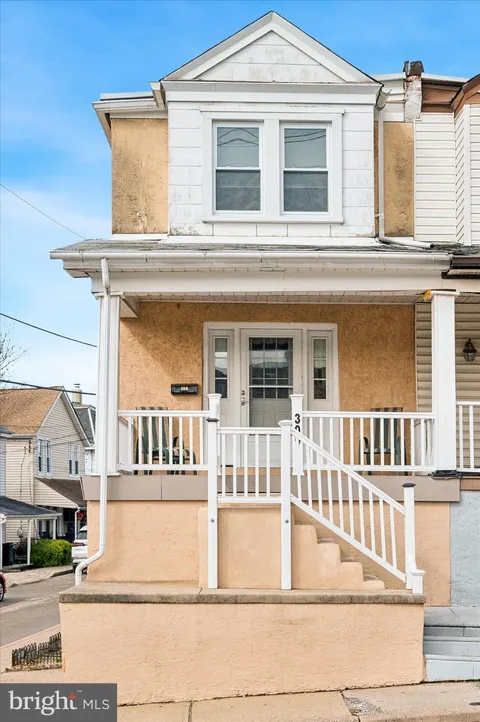 309 Cedar Street, Jenkintown, PA MLS: PAMC2132512