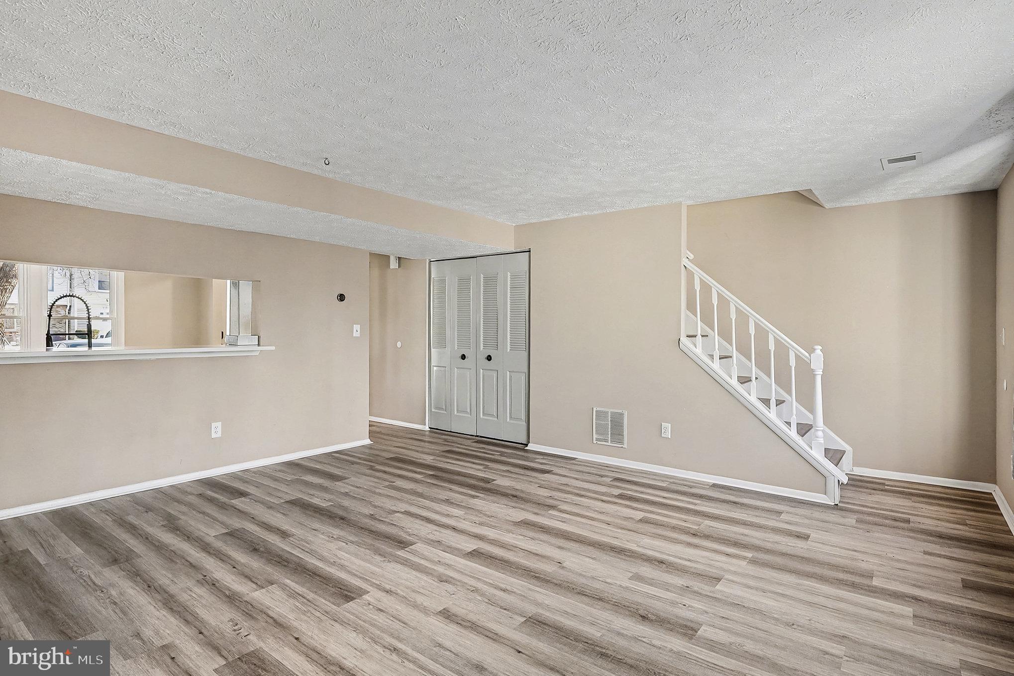 BANNERWOOD - Residential