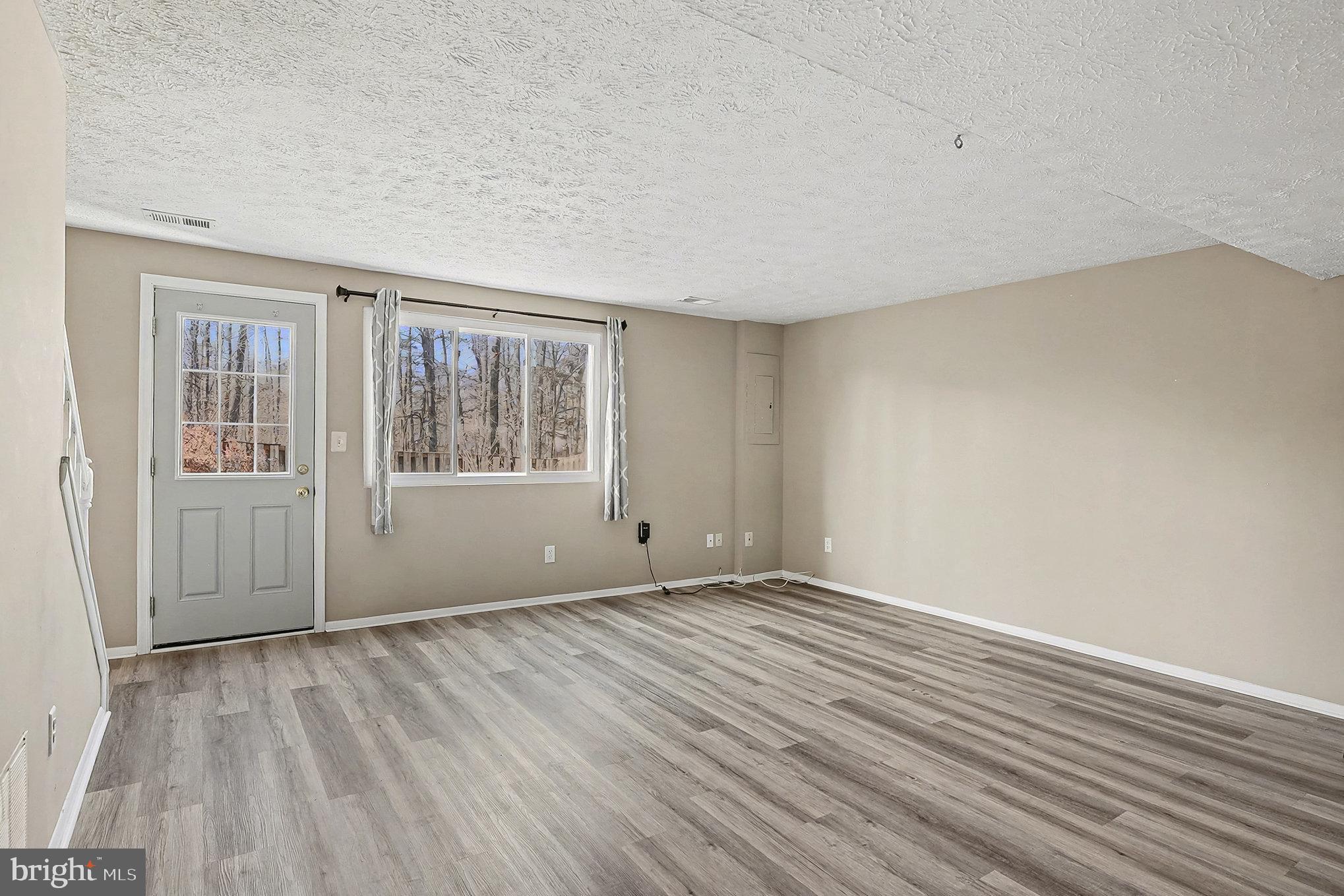 BANNERWOOD - Residential