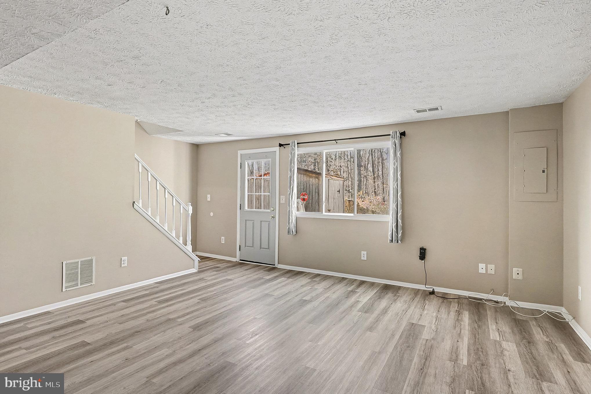 BANNERWOOD - Residential