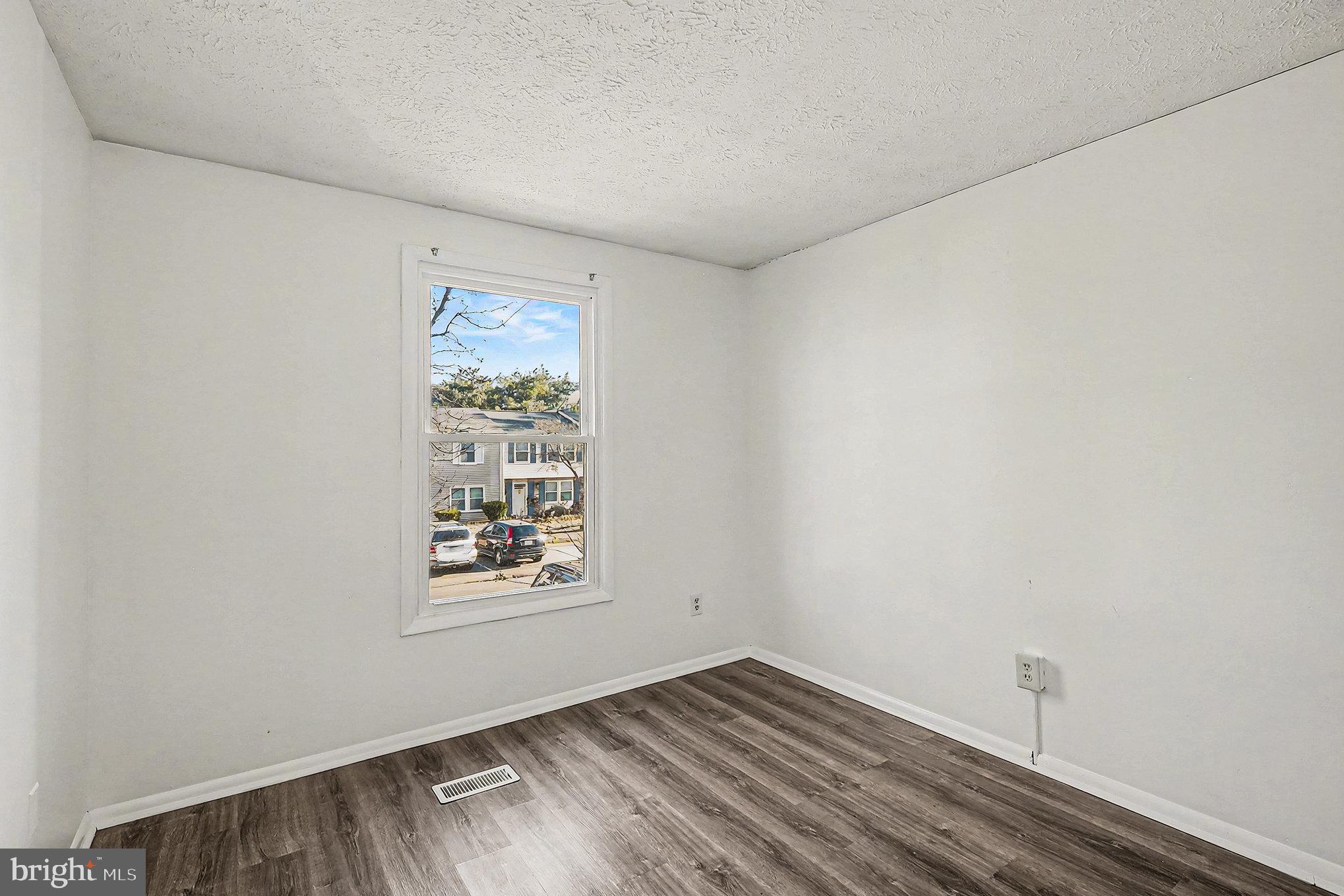 BANNERWOOD - Residential