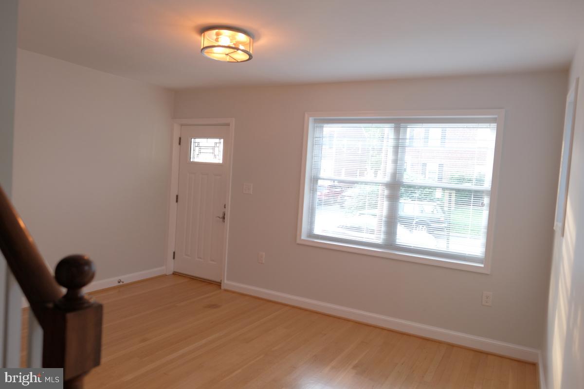 FRAVELS BALLSTON - Residential Lease