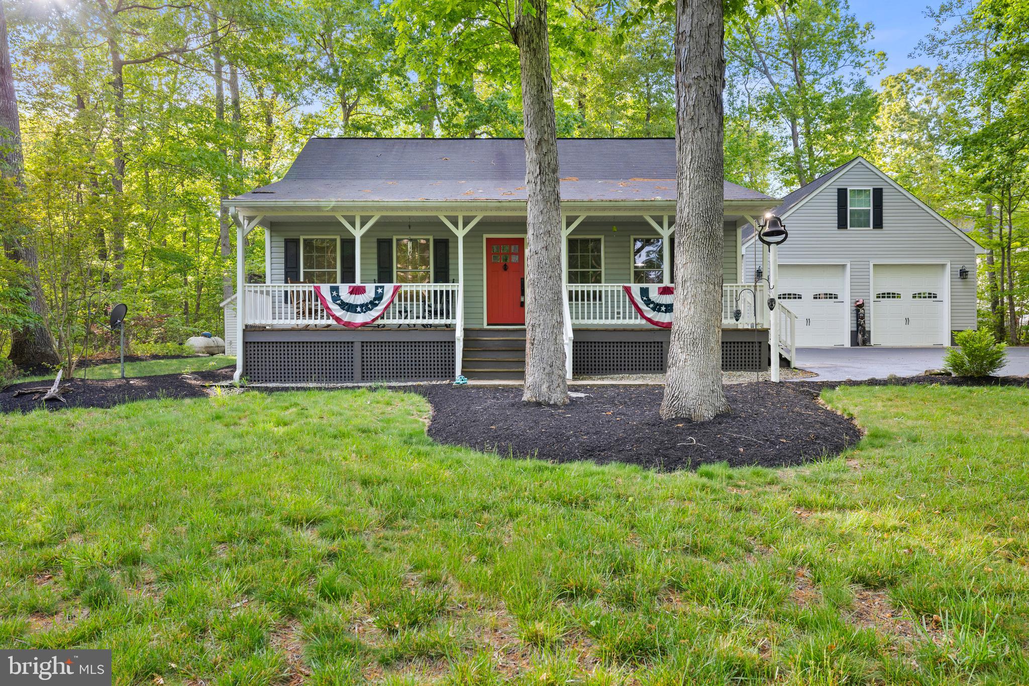 SHOREWOOD - Residential