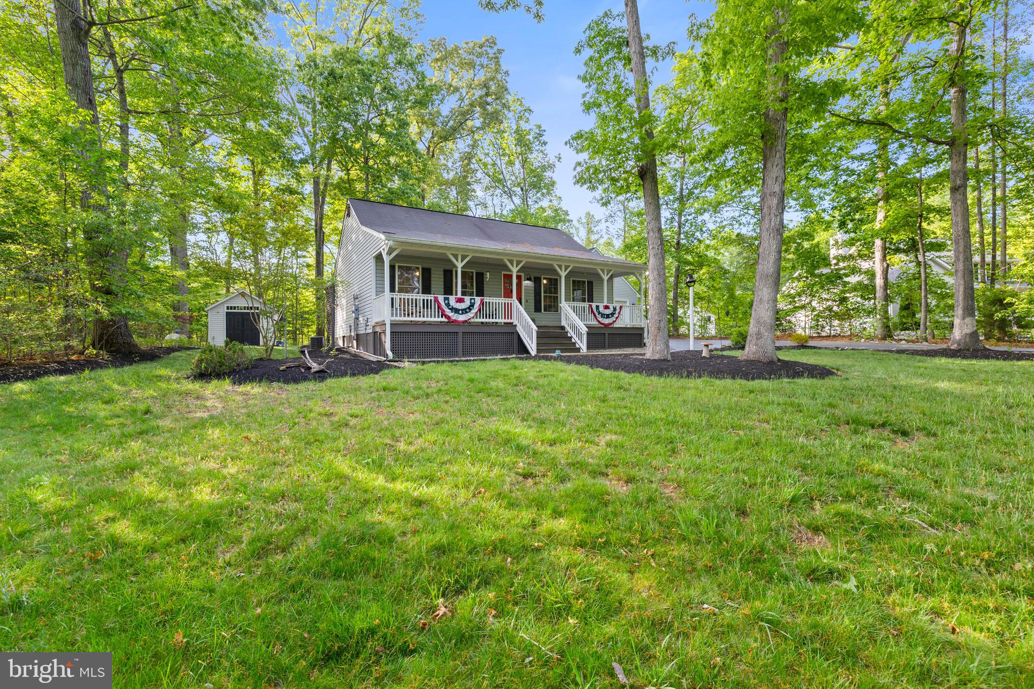 SHOREWOOD - Residential