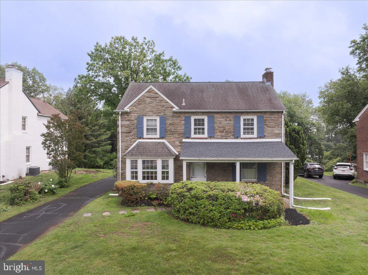 ***OPEN HOUSE: June 1 from 1-3pm***
668 Foxcroft is a stone and brick colonial with the kind of layout you’ve been looking for—and a price that gives you room to make it your own.
The covered front porch is just right for morning coffee or evening chats. Anchored by a classic stone fireplace, the large living room offers plenty of space for quiet nights alone or entertaining friends.. The sunny dining room with bay windows is ready for everyday meals or holiday spreads. And the eat-in kitchen opens right out to a sprawling backyard and a two-car side-entry garage.
Upstairs, there are four bedrooms and three full baths—two with en-suites—so everyone has their space. The walk-up attic gives you plenty of storage, and the partially finished basement can make for a great playroom, media room, home gym, or bring the vintage bar back to life for your own little speakeasy.
The whole house has been freshly painted and cleaned. Some rooms still have carpet, but original hardwood floors are waiting underneath.
You'll love the home's convenience too —close to public transit, around the corner from Wall Park with its courts and playground, and a short drive to Jenkintown for dinner or a movie. The nearby regional rail stations lead directly to Center City and the airport and it's a quick shot to Route 309 and the Pennsylvania Turnpike.
If you’ve been holding out for a home with good bones, room to grow, and a price that lets you put your stamp on it—this one’s worth a look.