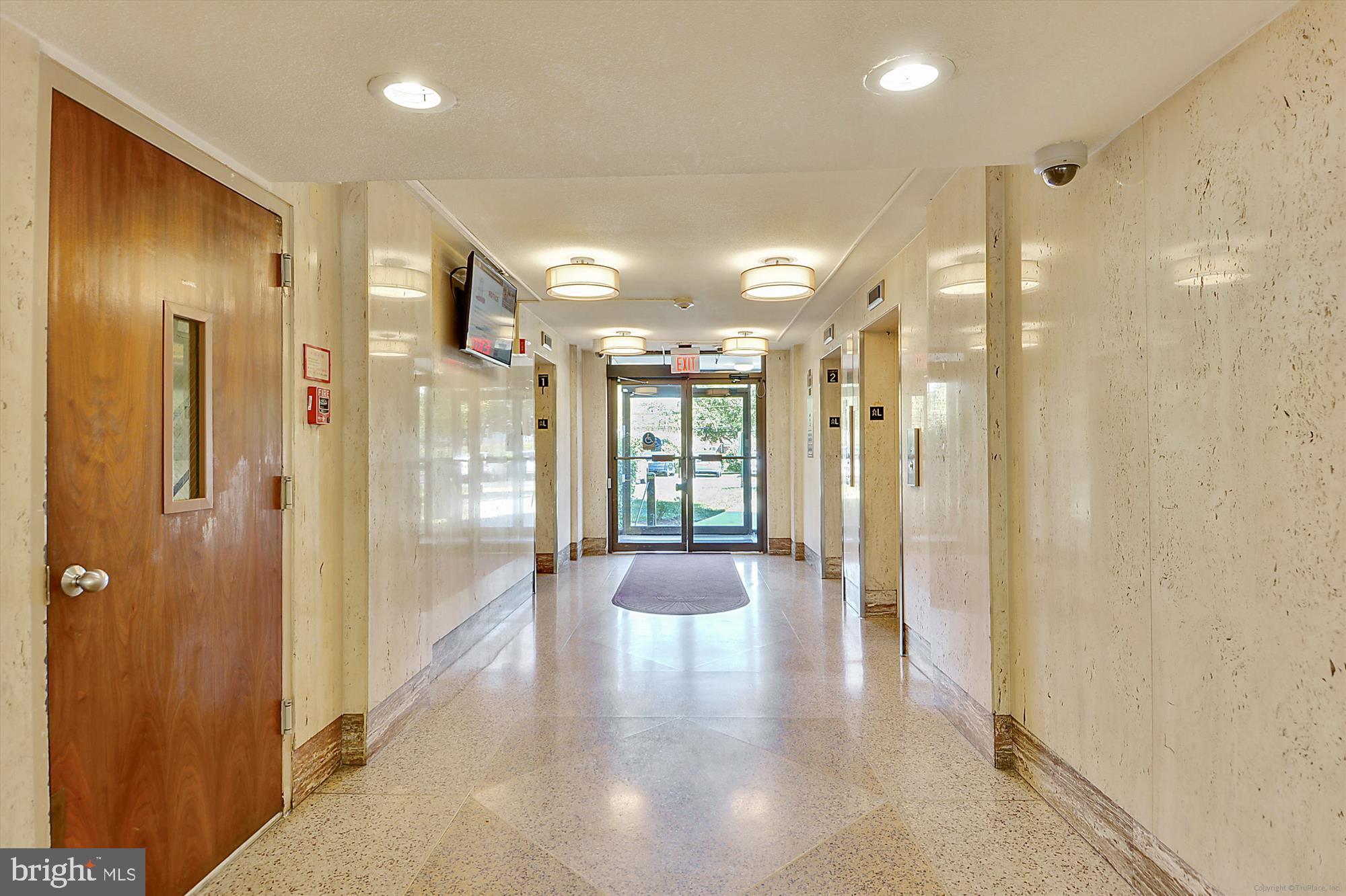 UNIVERSITY TOWERS CODM - Residential