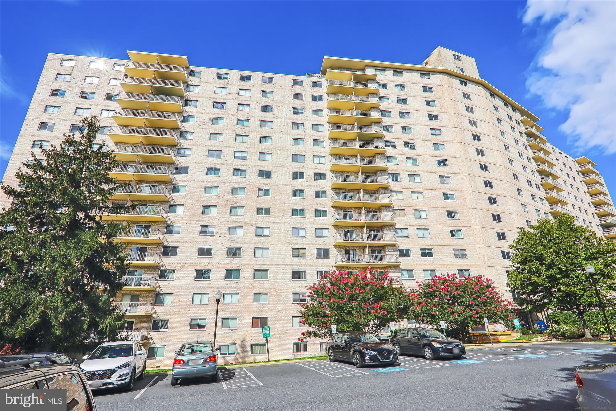 UNIVERSITY TOWERS CODM - Residential