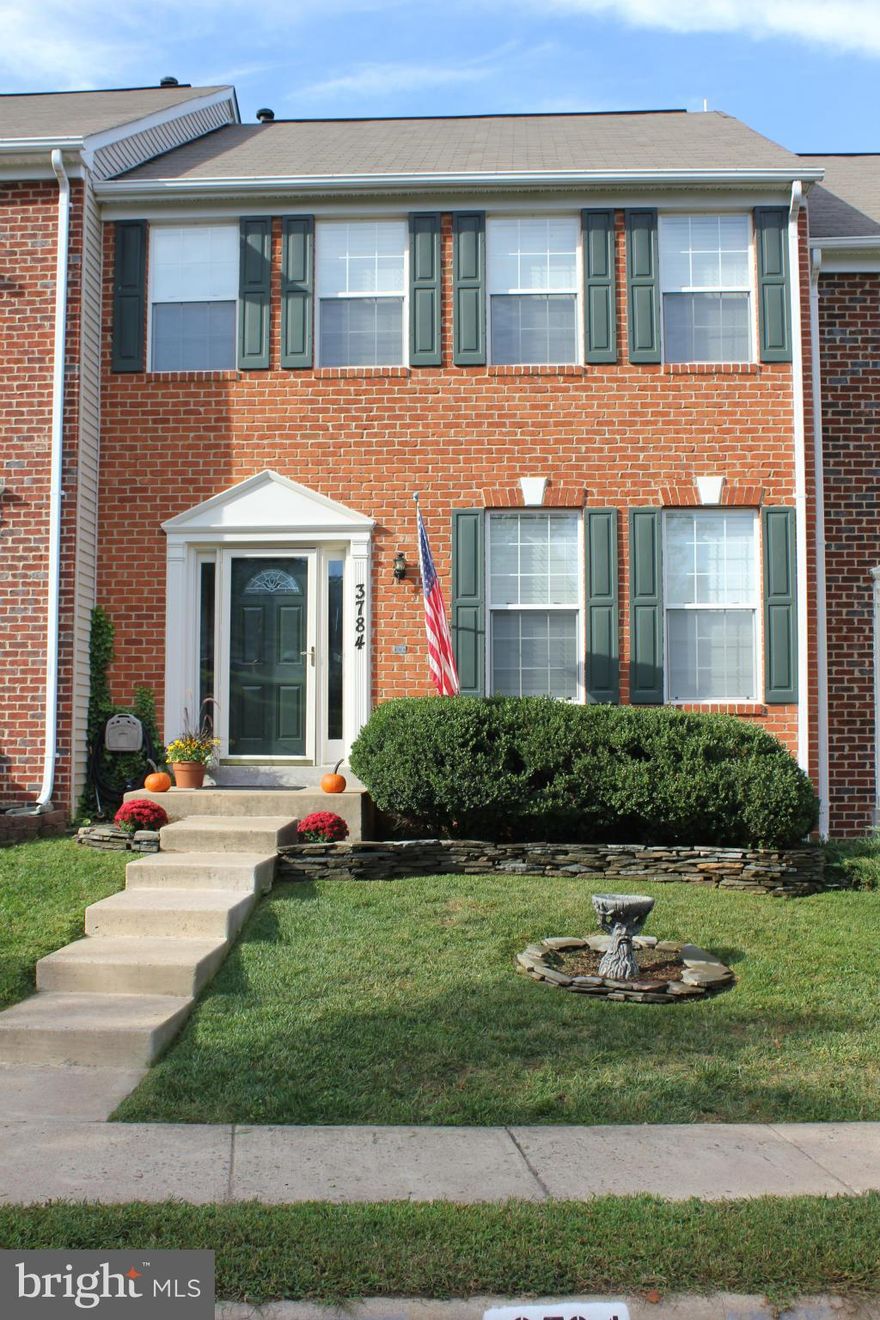 Fully Available. Beautiful brick front, 3 lvl TH w/3 bedrooms and 3.5 baths. Great open floor plan and move-in ready. Gleaming HW floors and crown molding throughout ML. Updated kitchen w/granite/island/walk-in pantry and ss appliances. Seasonal water views off huge deck. Updated MBA w/ceramic tile, separate shower and soaking tub. LL includes FR w/FP, full BA and bonus room (potential 4th BR).