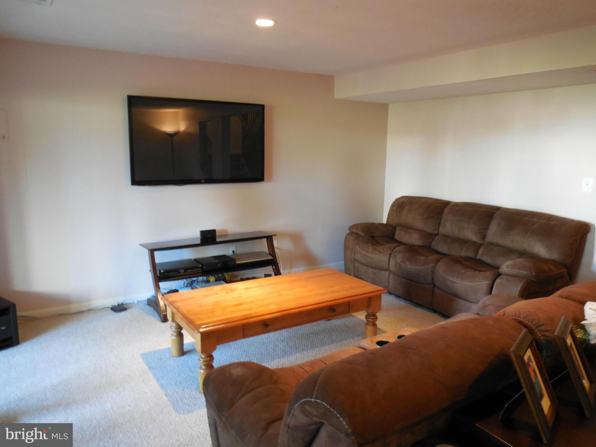 RIDGELEIGH - Residential