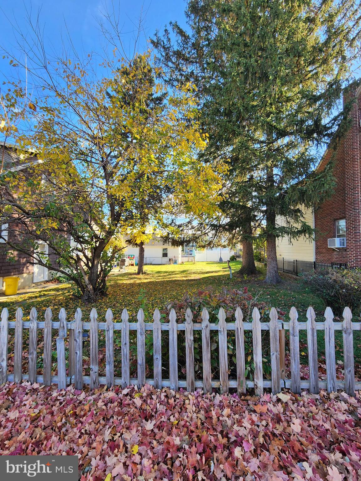 Great opportunity to own a nice level lot directly across the street from Girard Park where you can enjoy basketball courts and playground. Convenient to restaurants, shopping, and local amenities. Please check with local municipality for possible lot uses.