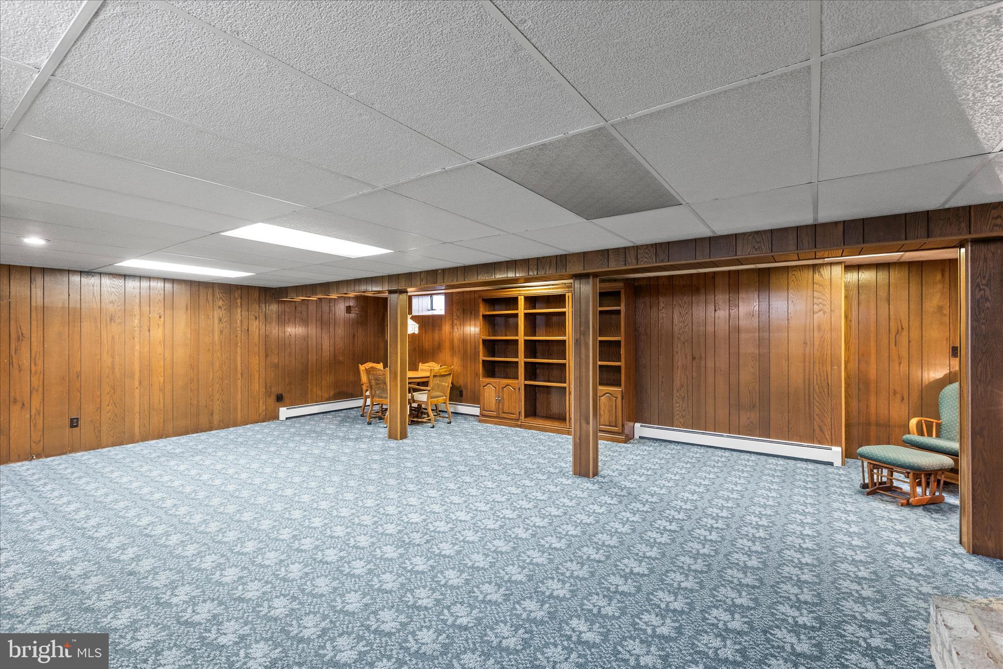 PINE KNOLL - Residential