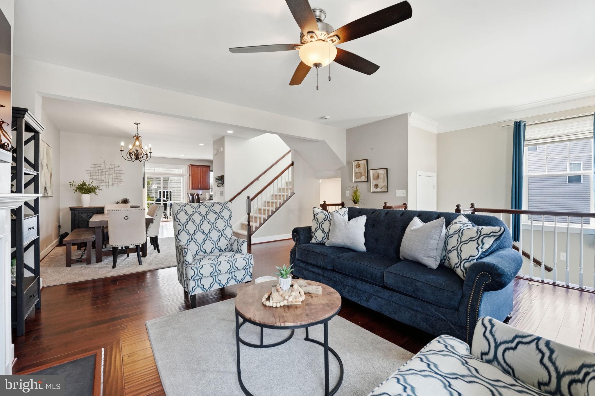 1711 GRANVILLE COURT