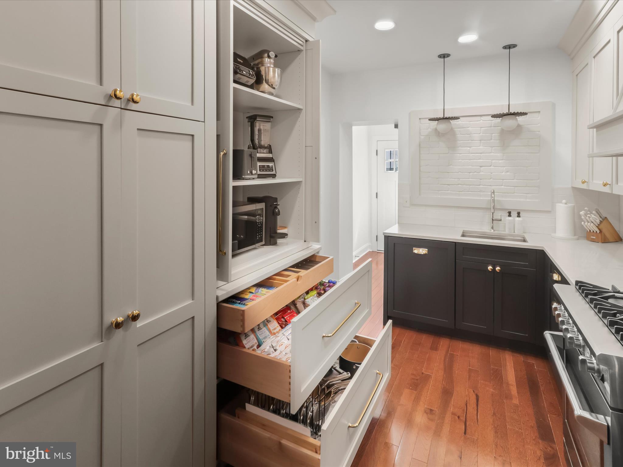 CANTON - Residential