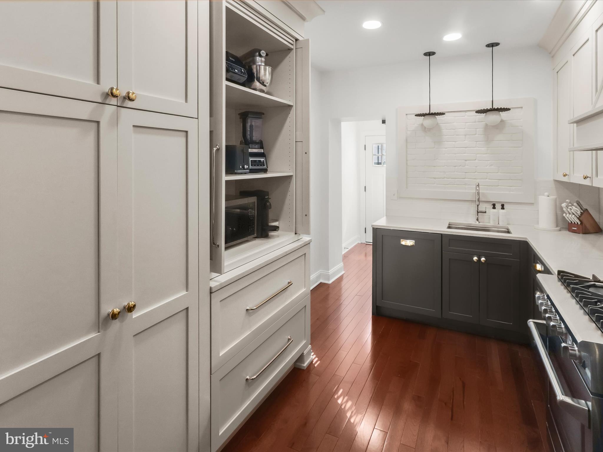 CANTON - Residential