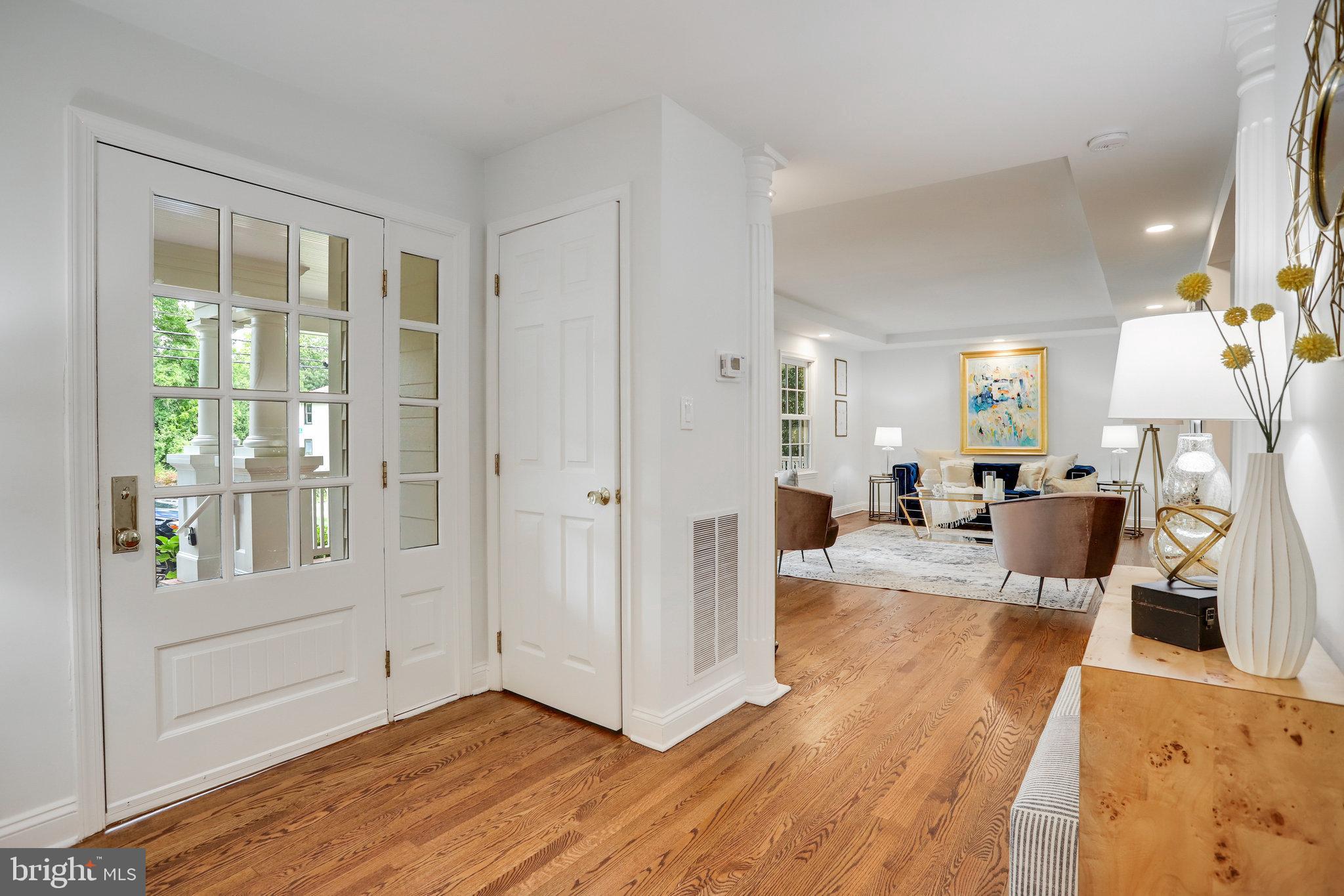 BETHESDA OUTSIDE - Residential