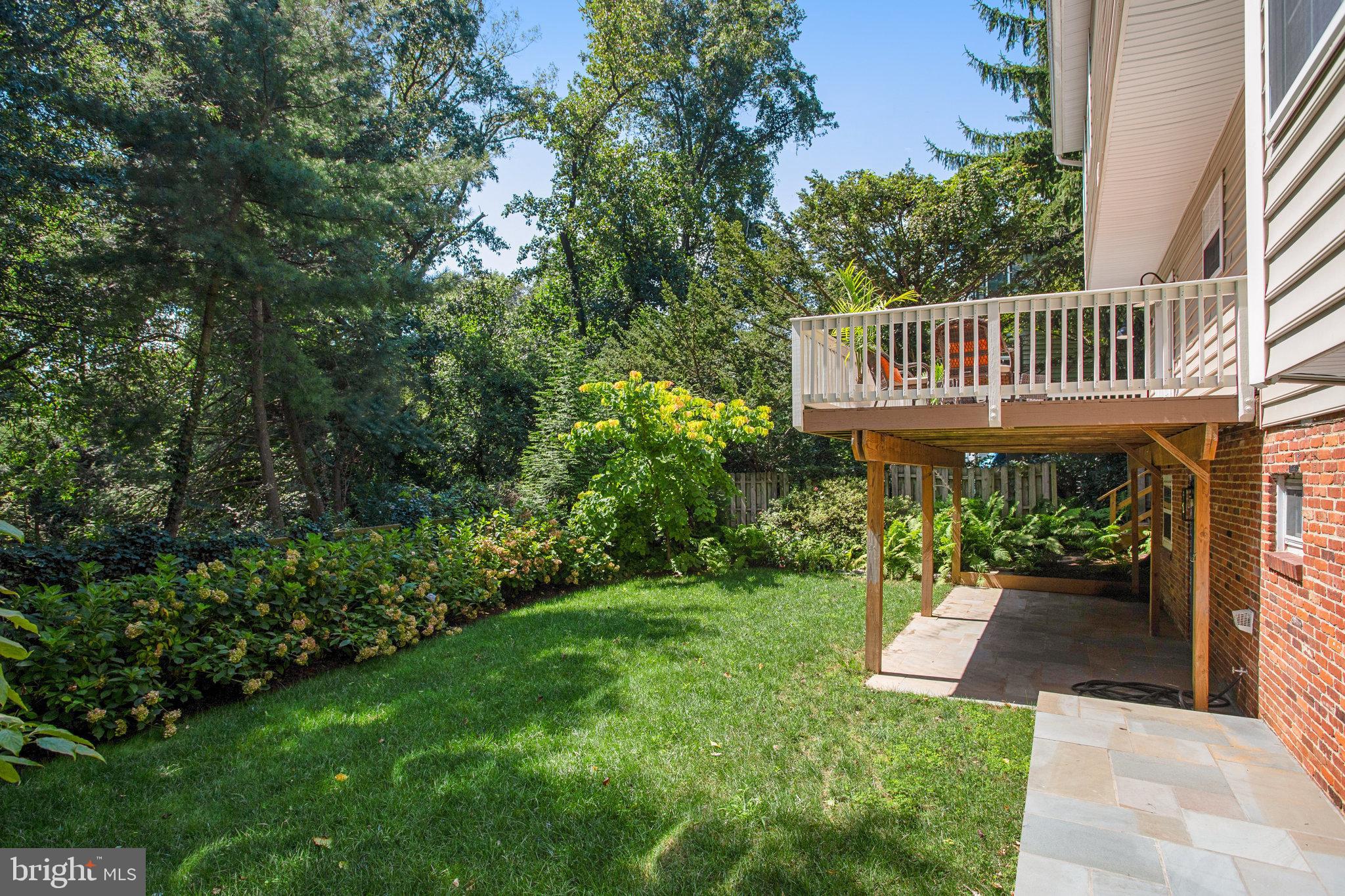 BETHESDA OUTSIDE - Residential