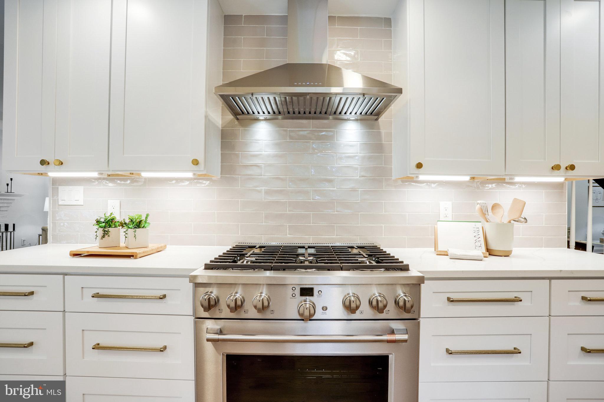 BETHESDA OUTSIDE - Residential