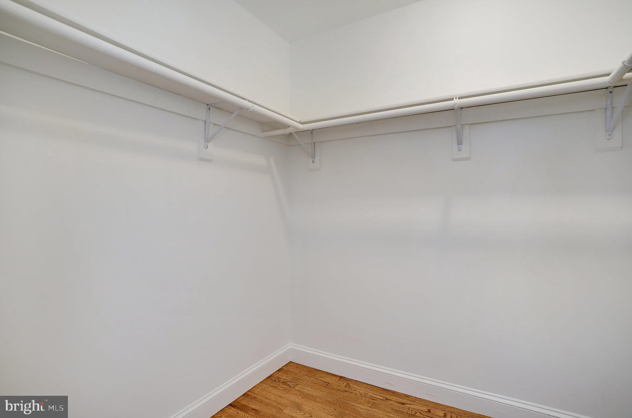 BETHESDA OUTSIDE - Residential