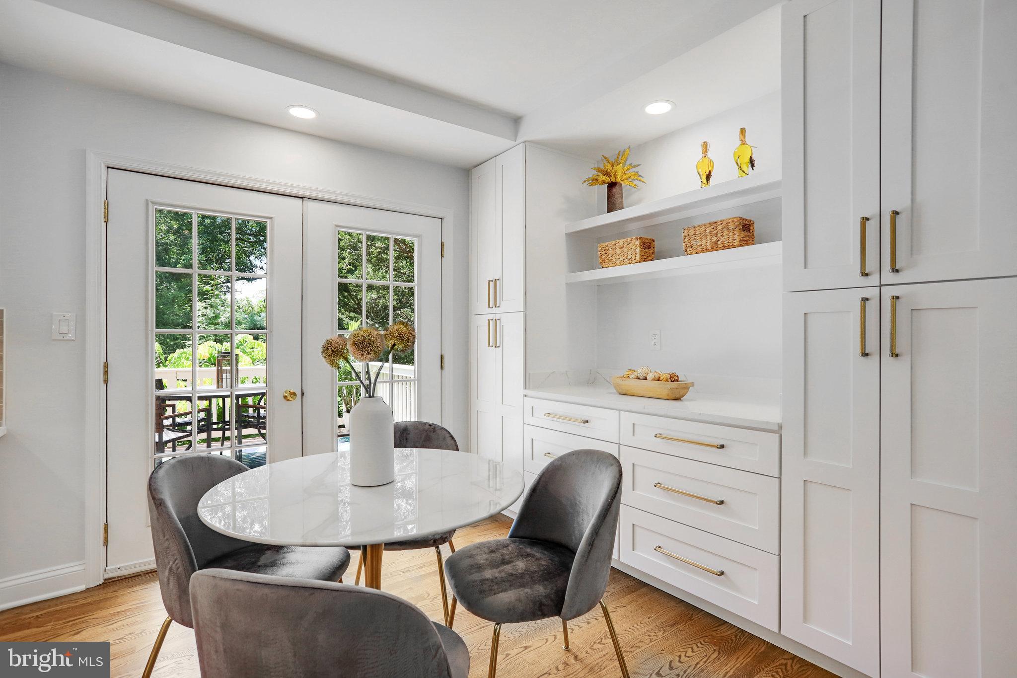 BETHESDA OUTSIDE - Residential