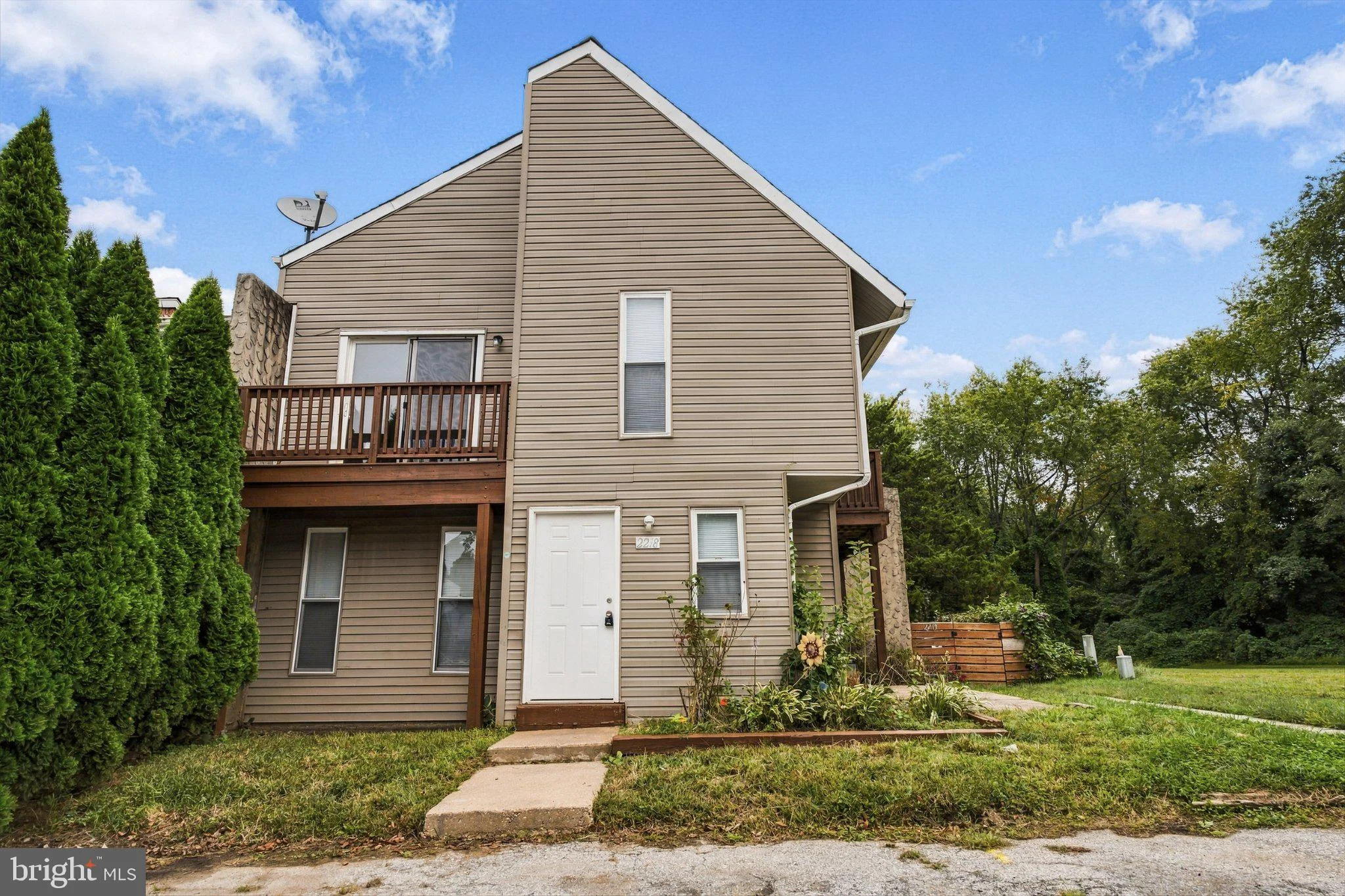 2218 Dickens Terrace, Newark, DE 19702