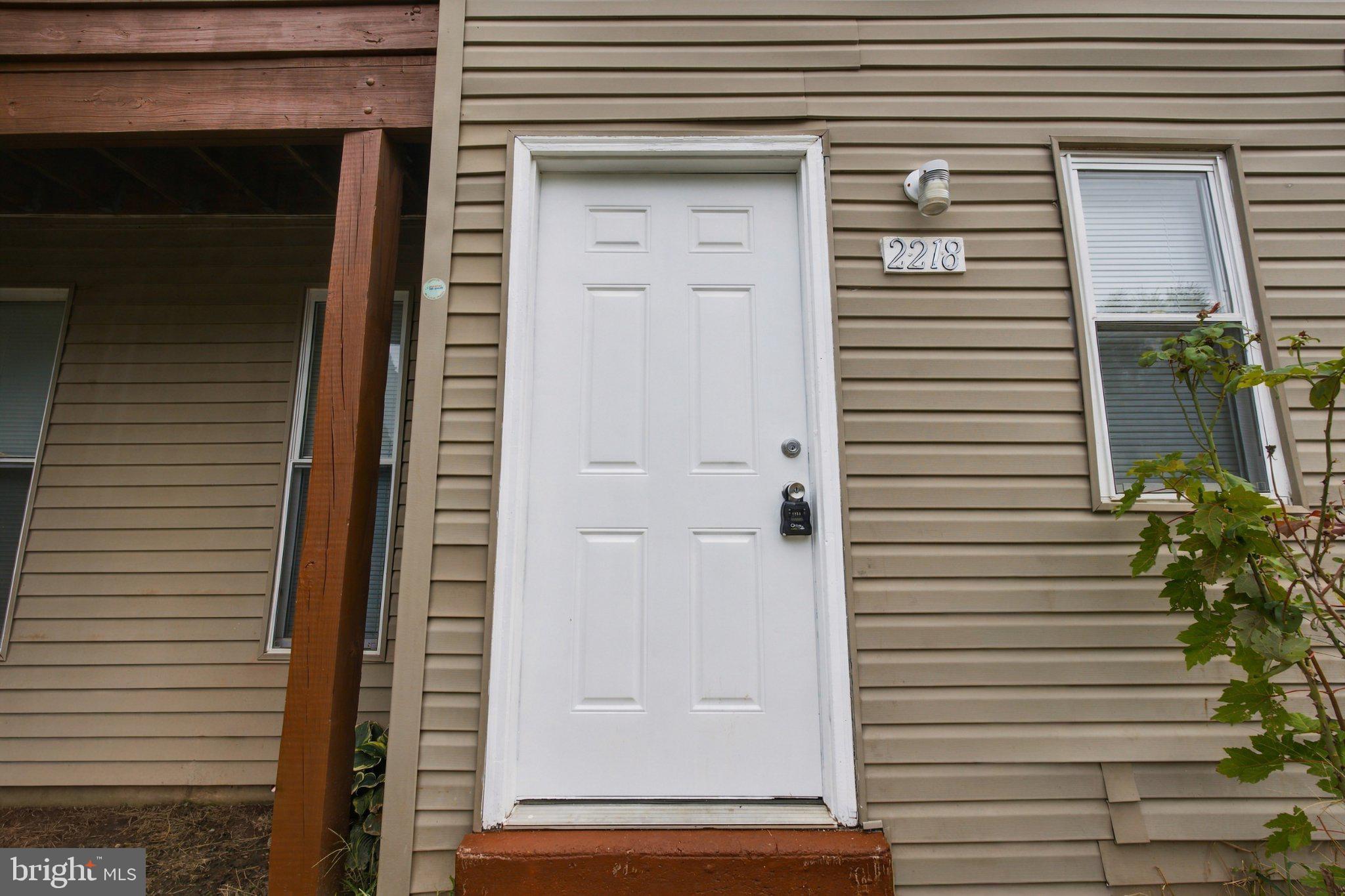 2218 DICKENS TERRACE