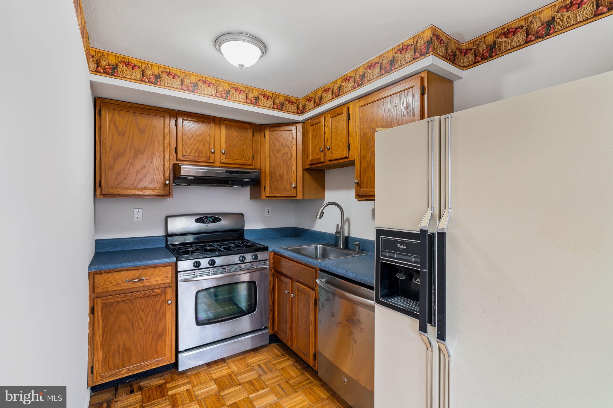 WEDGEWOOD - Residential