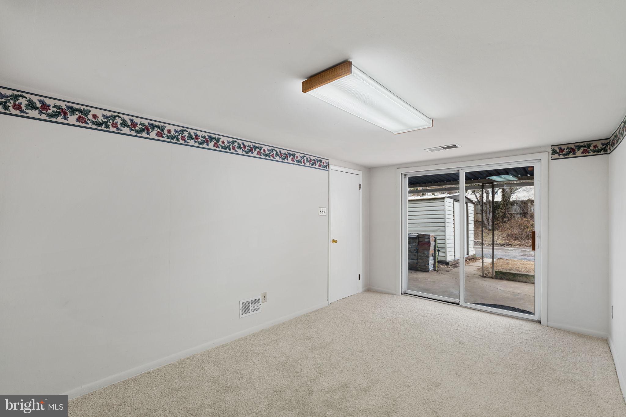 WEDGEWOOD - Residential