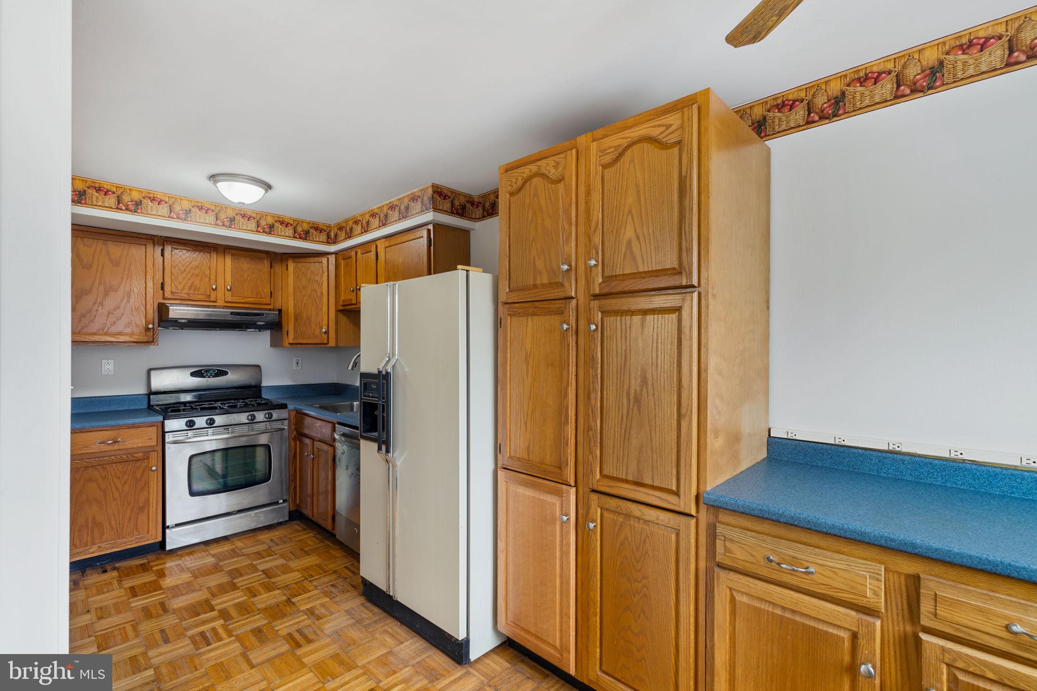 WEDGEWOOD - Residential