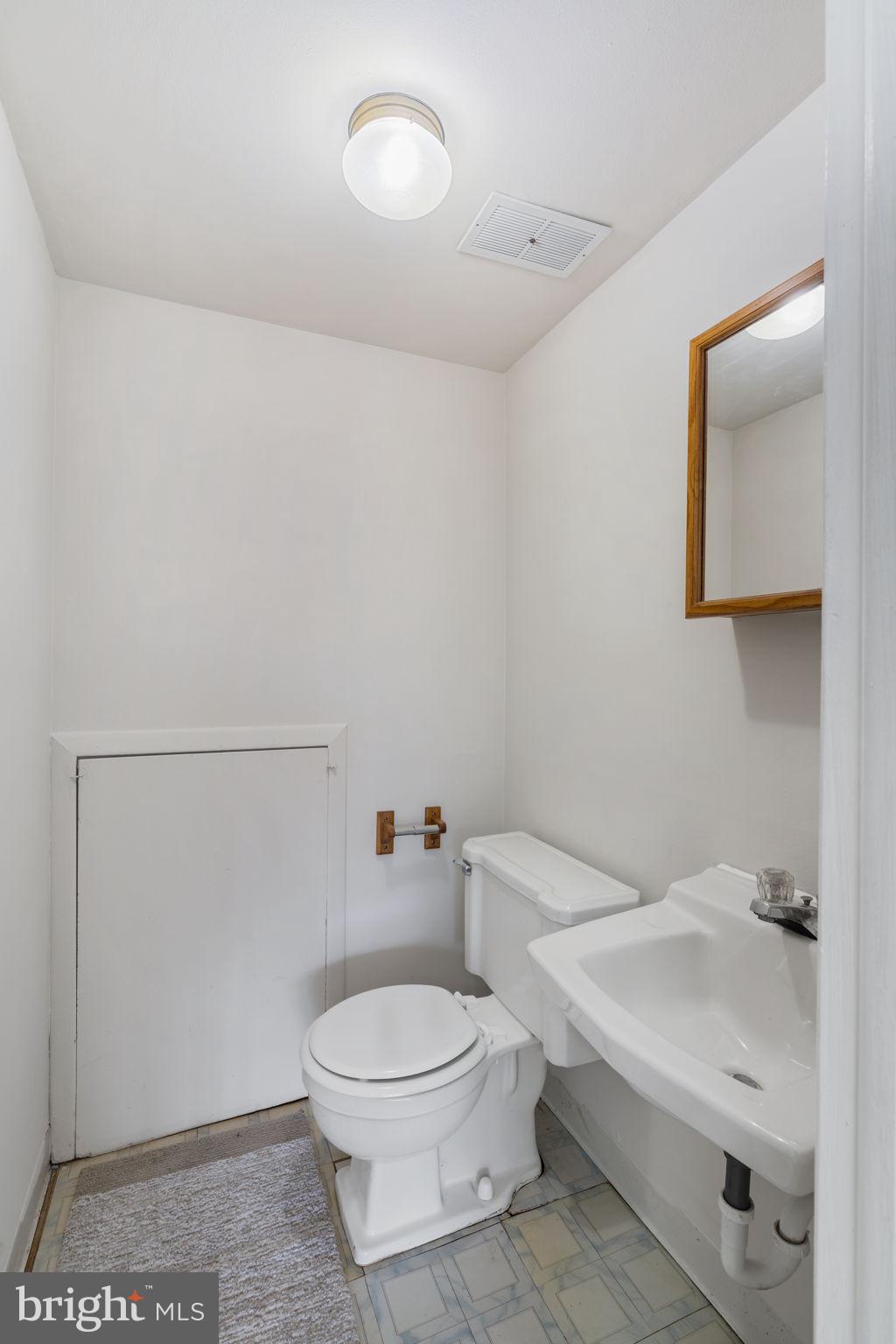 WEDGEWOOD - Residential