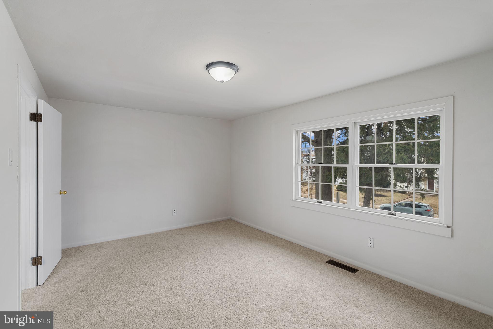 WEDGEWOOD - Residential