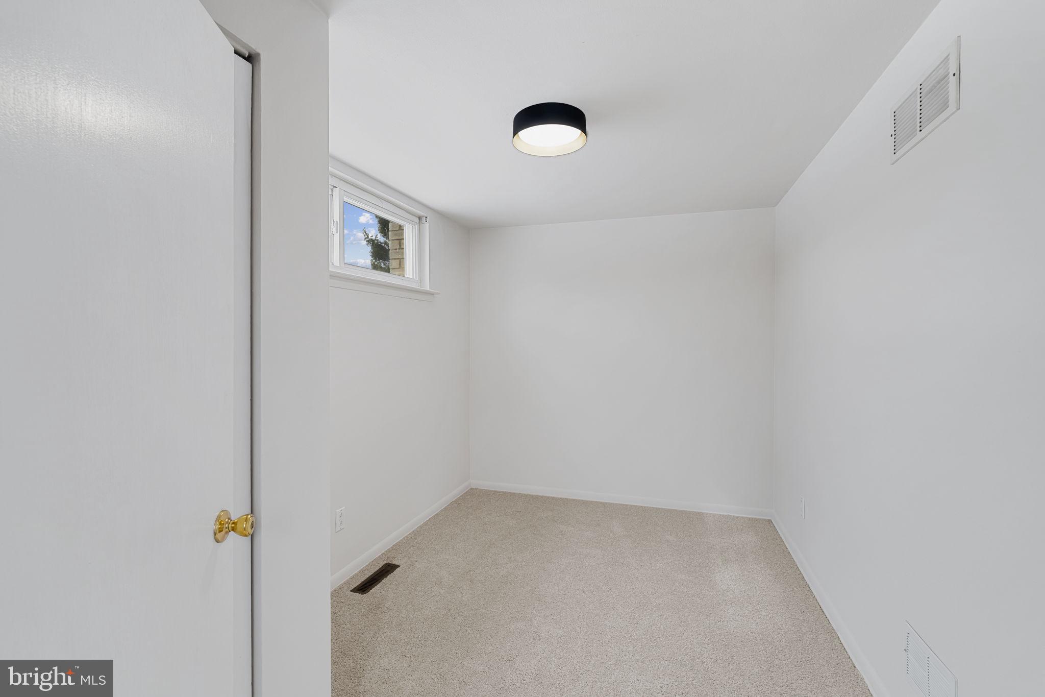 WEDGEWOOD - Residential