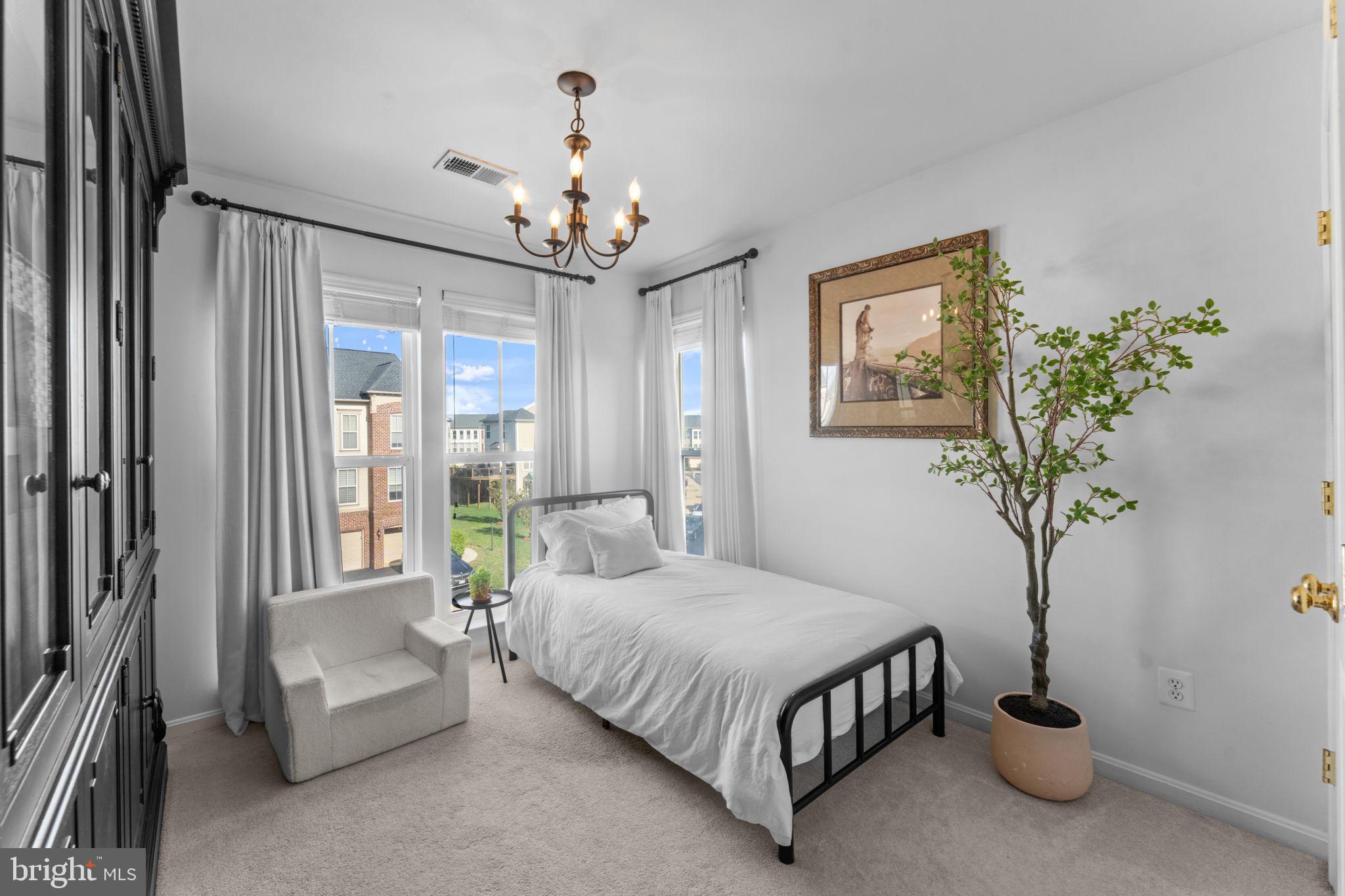 BRAMBLETON LANDBAY - Residential