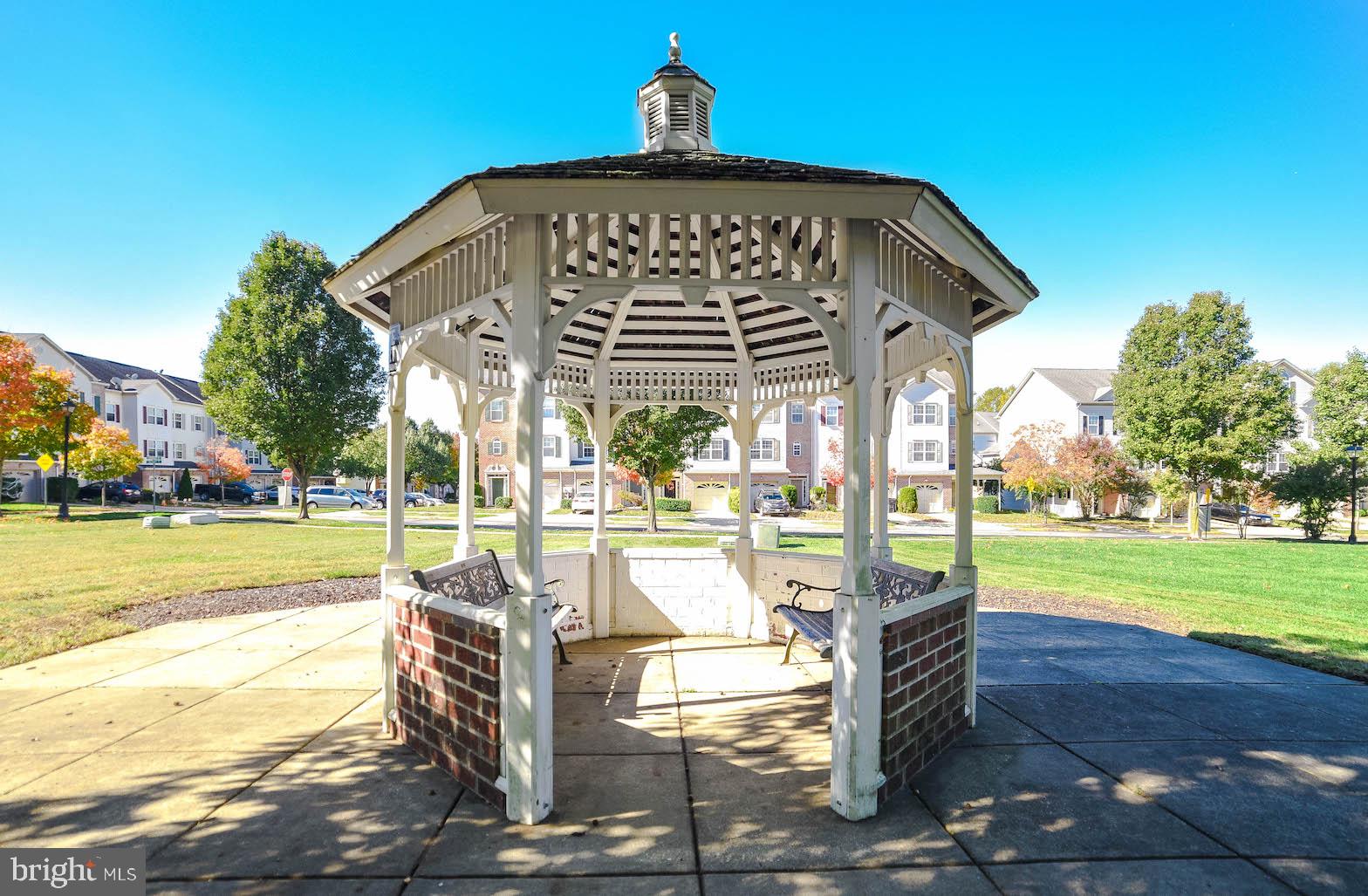 CHAPLINE PLACE - Residential