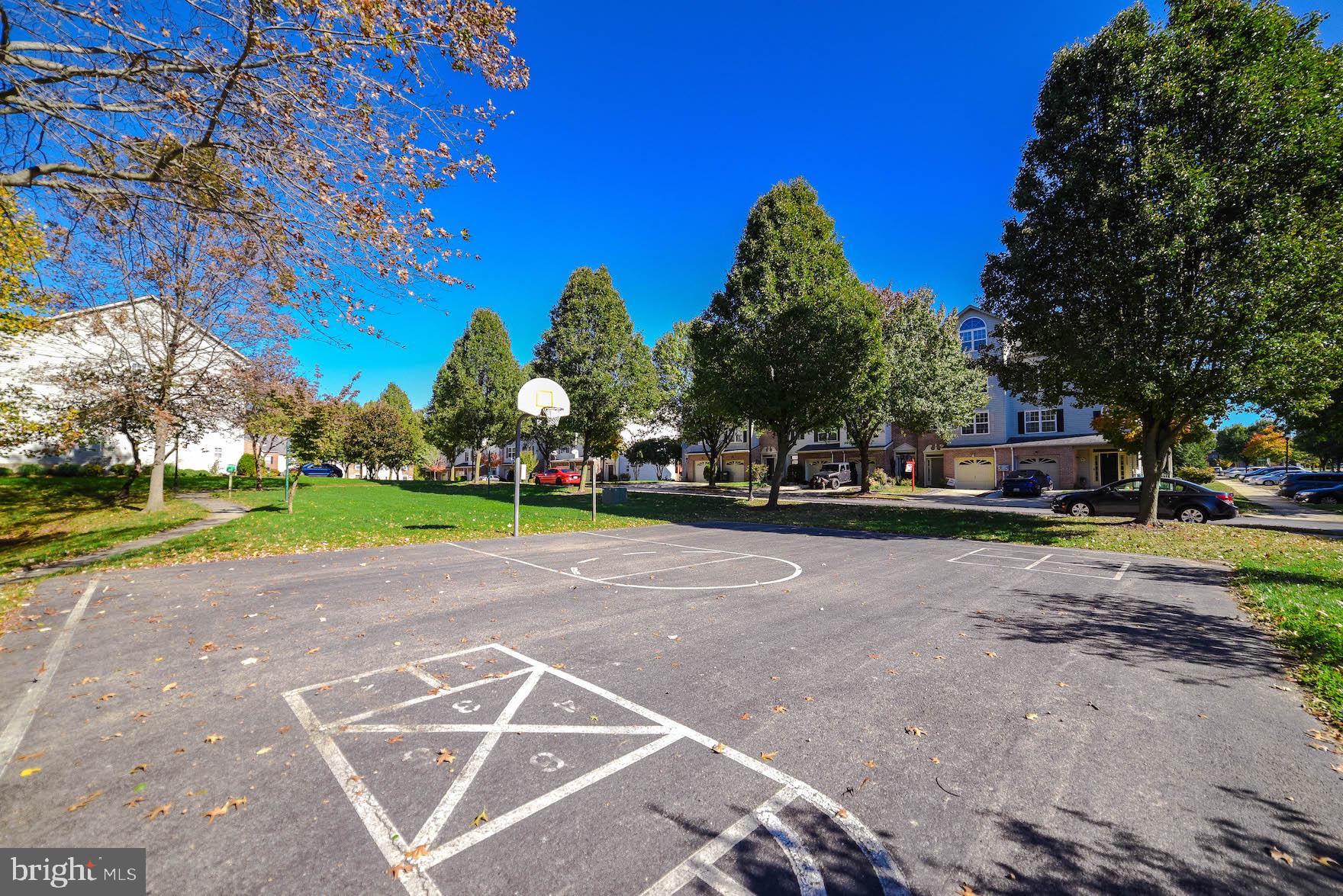 CHAPLINE PLACE - Residential