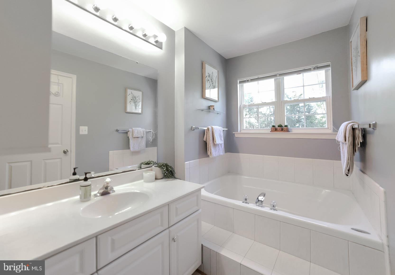 CHAPLINE PLACE - Residential