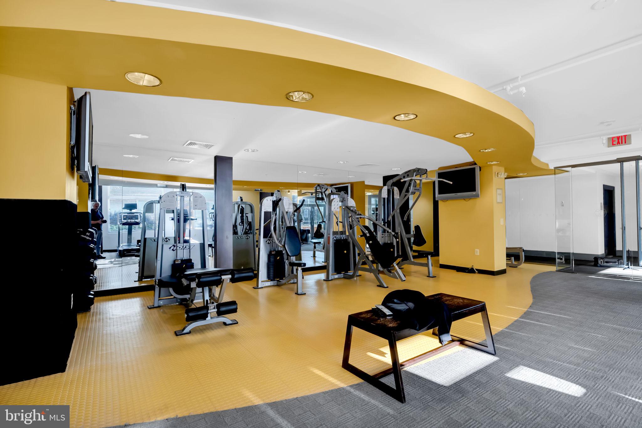 ECLIPSE ON CENTER PARK - Residential Lease