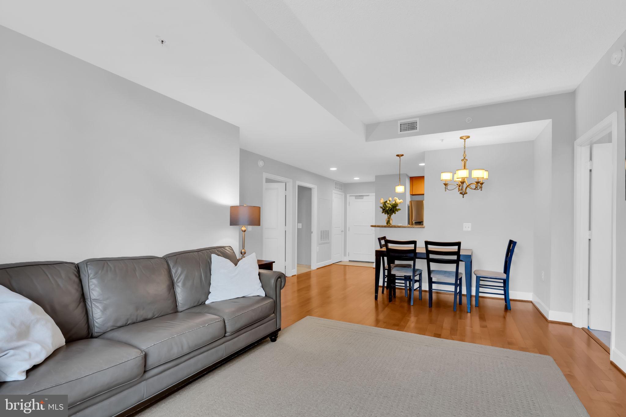 ECLIPSE ON CENTER PARK - Residential Lease