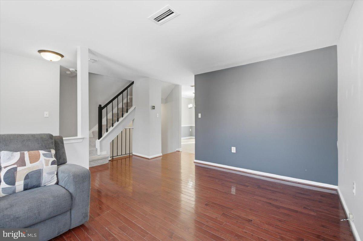 HERITAGE CROSSING - Residential