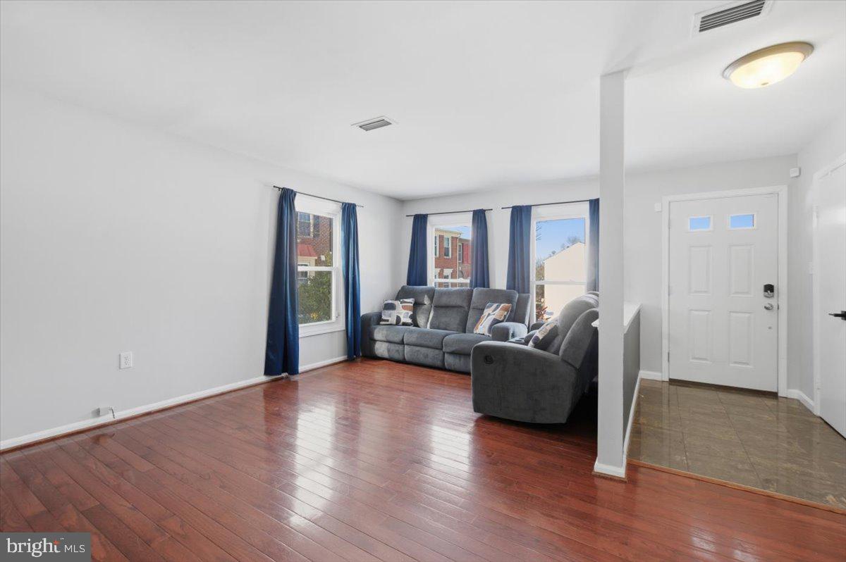 HERITAGE CROSSING - Residential