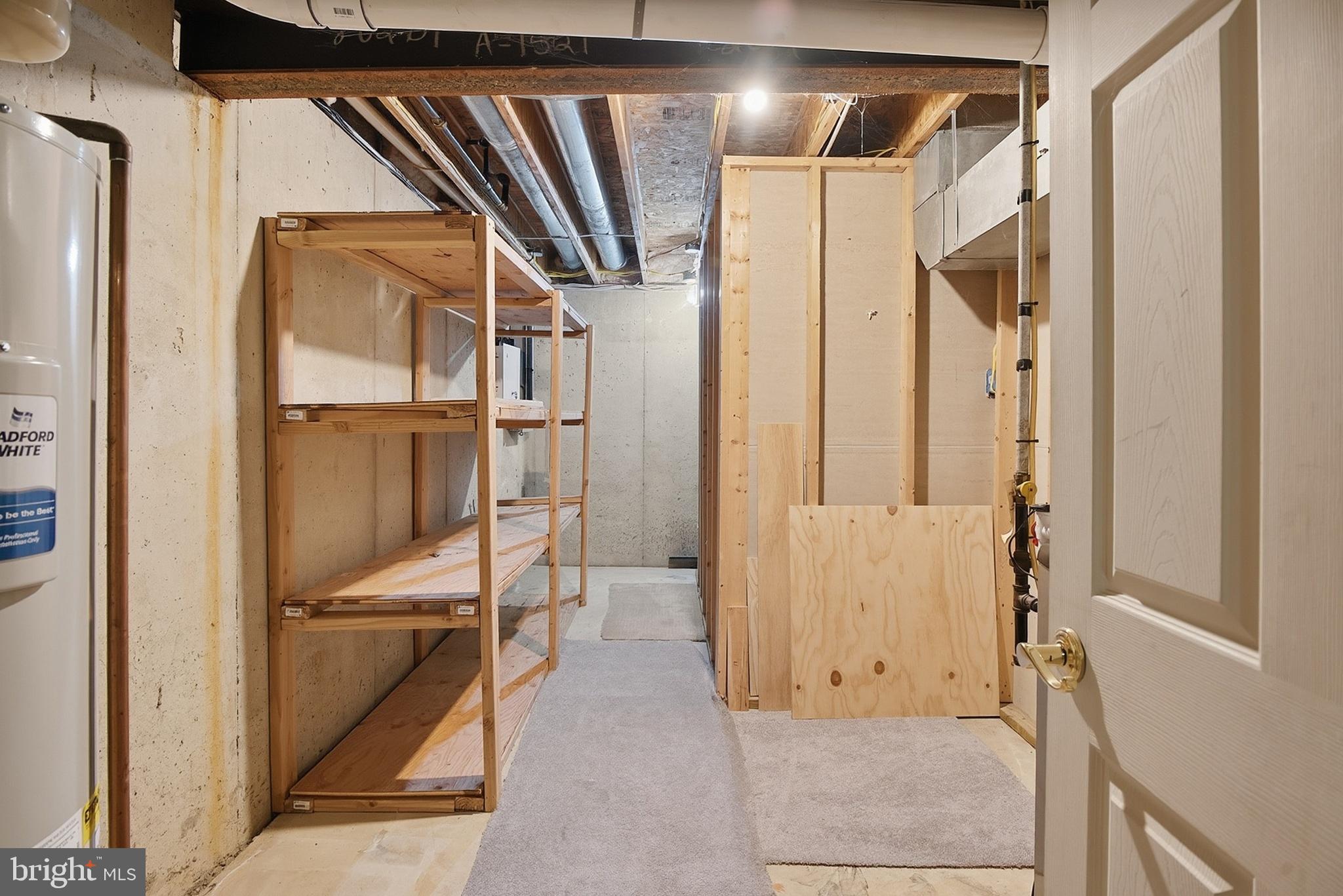 AMBERWOOD - Residential