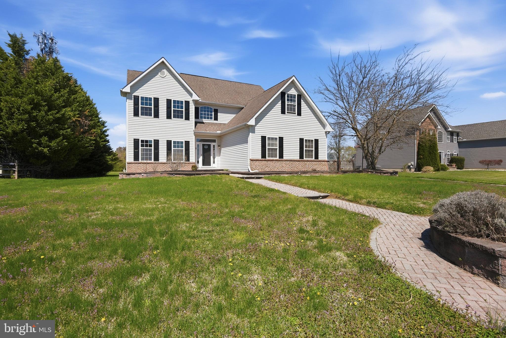 AMBERWOOD - Residential