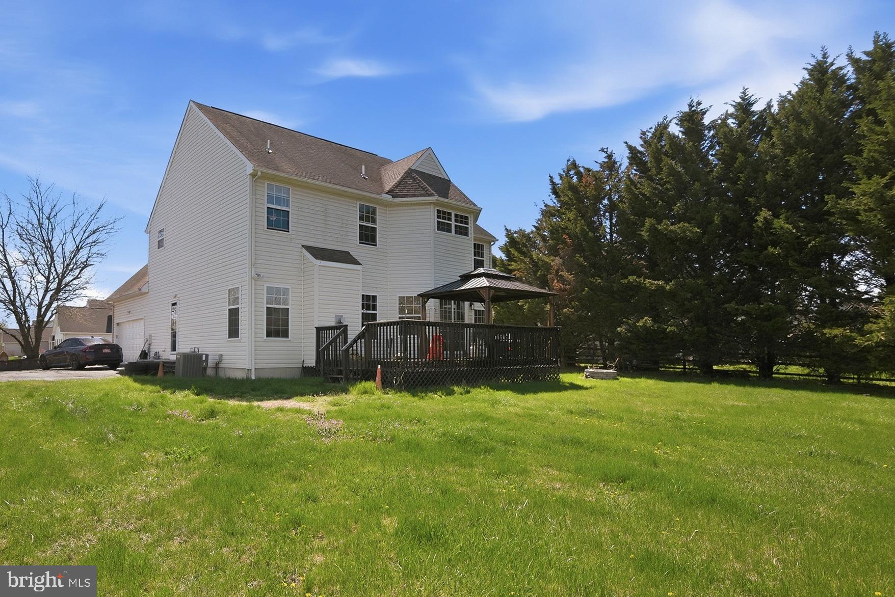 AMBERWOOD - Residential