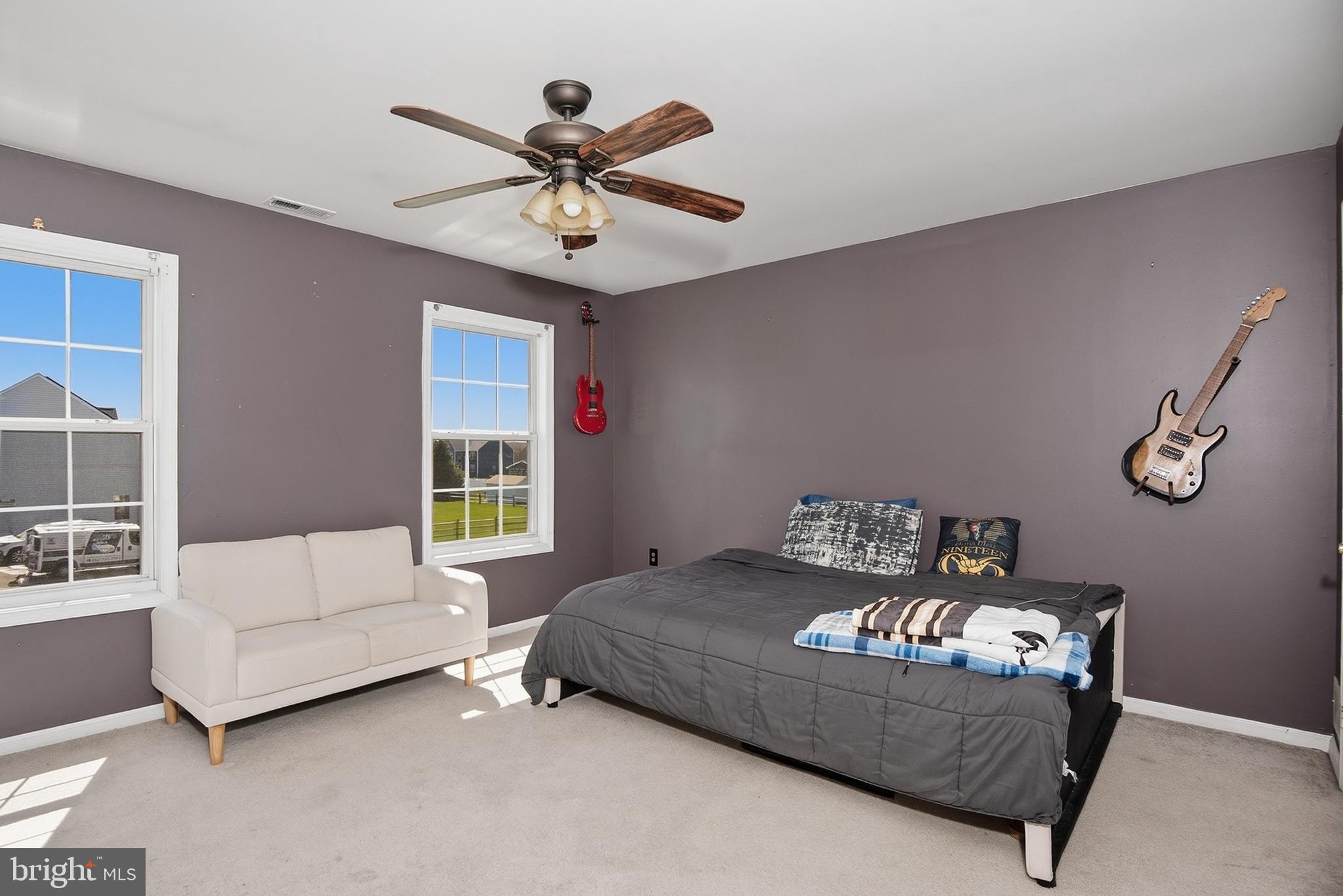 AMBERWOOD - Residential