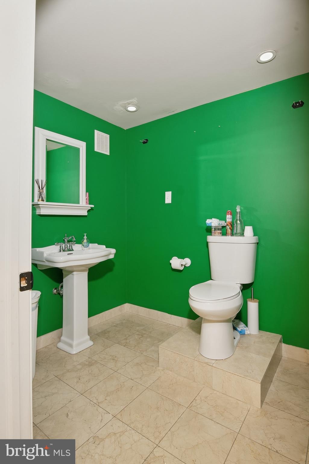 AMBERWOOD - Residential