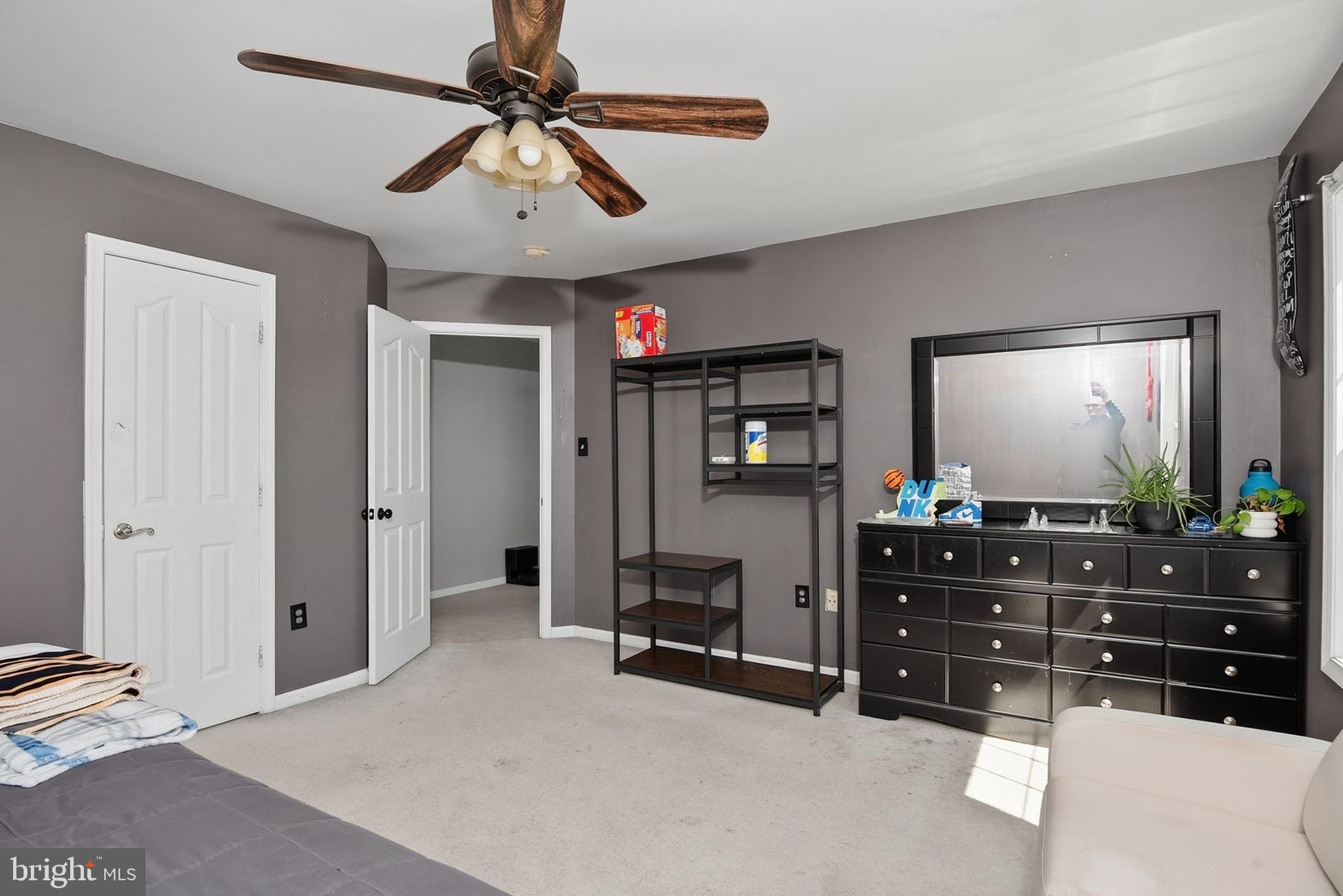 AMBERWOOD - Residential