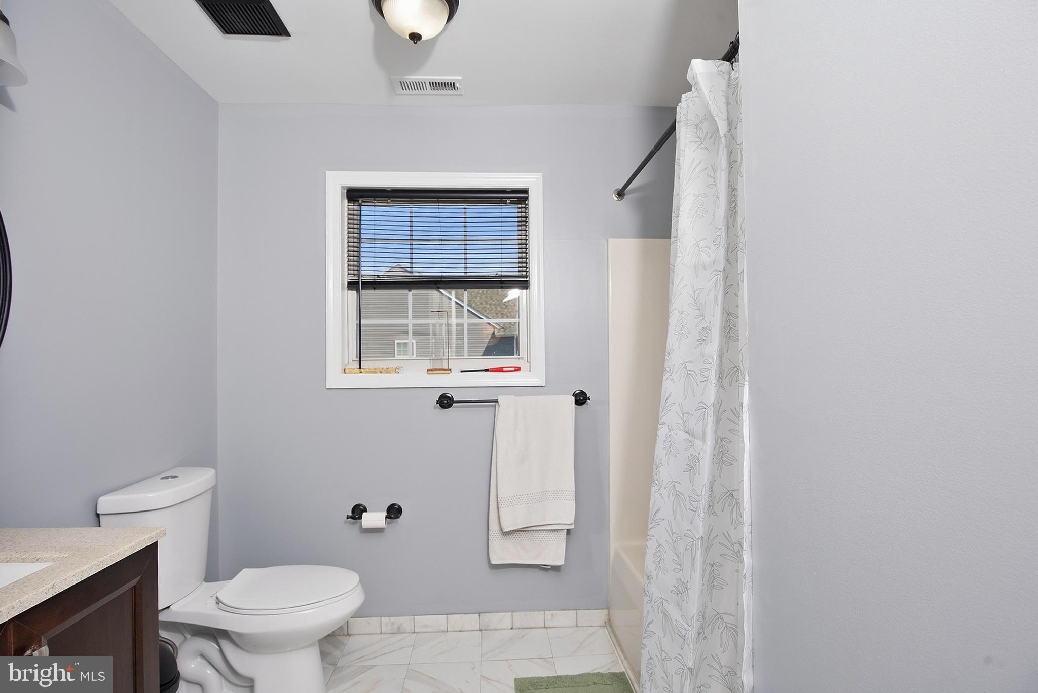 AMBERWOOD - Residential