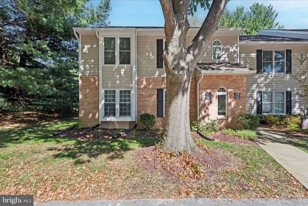 Photo of 1902 N Glen Drive #1902, GLEN MILLS, PA 19342 (MLS # PADE2102118)