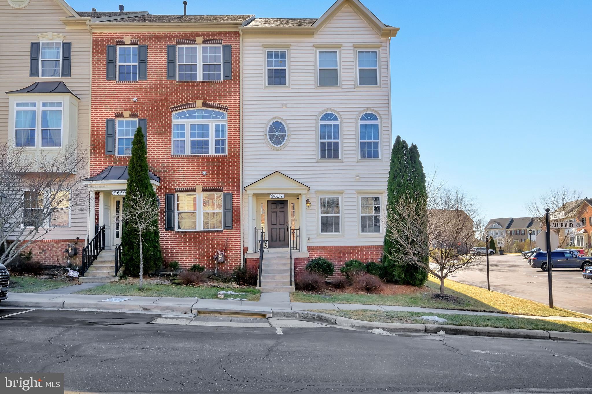 VILLAGES OF URBANA - Residential